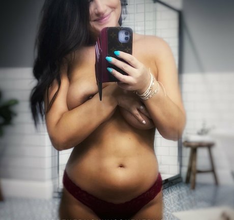 mature lingerie onlyfans hot nude photo