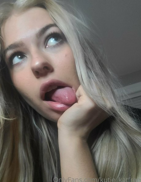 kutie katfree hot pornstar image