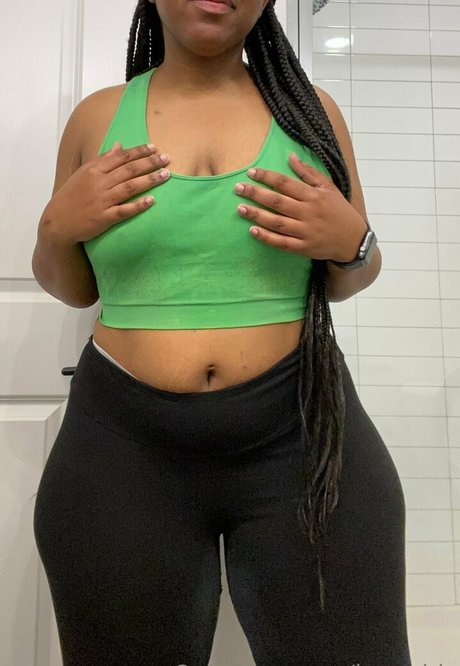 eating onlyfans xxx photos