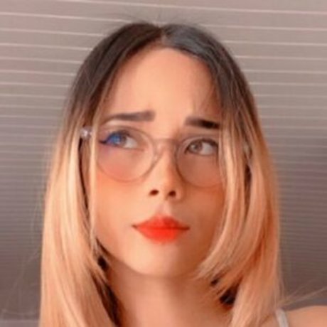 Alissmami star nude photos