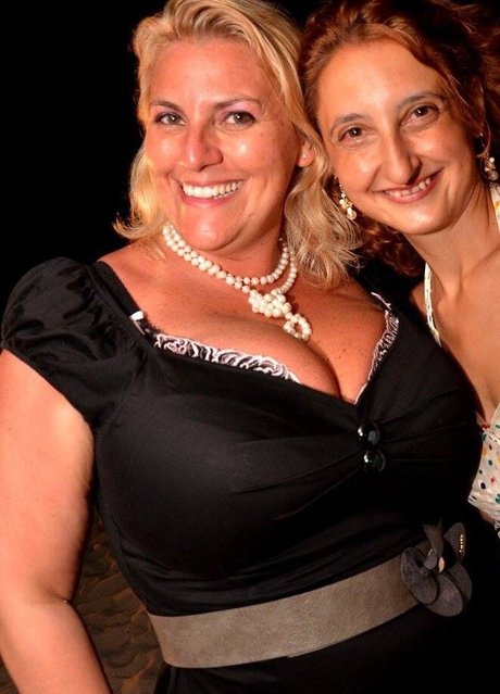 Laura Leonardi naked pornstar images