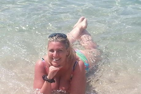 Laura Leonardi art actress archive