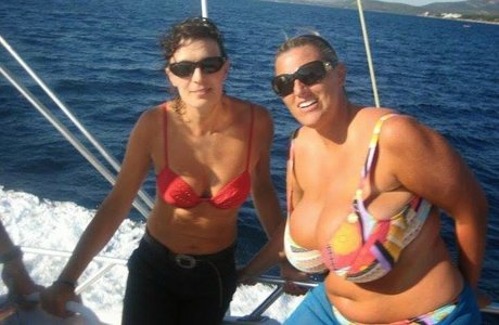 Laura Leonardi model free pictures