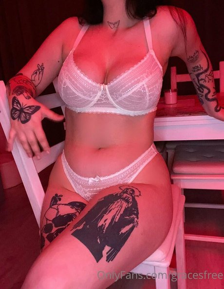 lesbian squirt onlyfans art naked photos