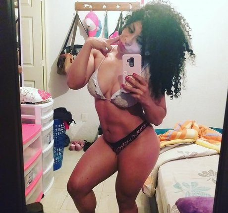 antonella chinita nice pornstar img