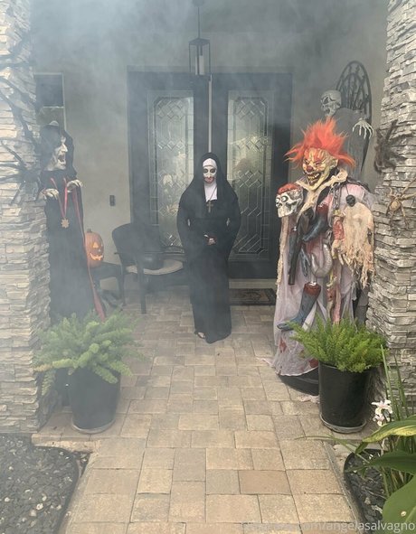 angelasalvagno model erotic galleries