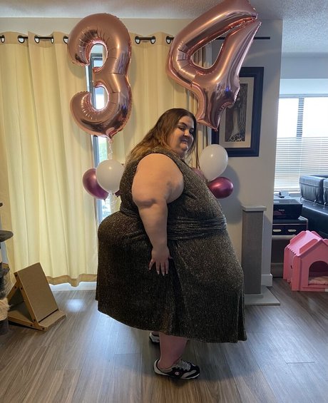 massivelysweet pornstar erotic img