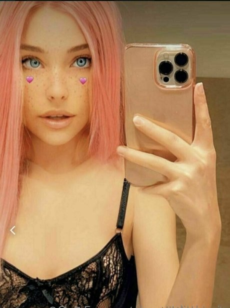 sweet littlemia sex model pic