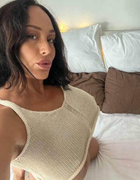 skinny redhead onlyfans free sexy picture