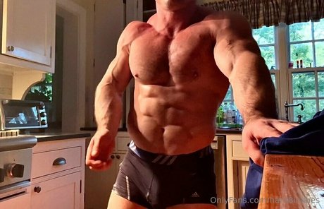 hard8inxhes pornstar pic