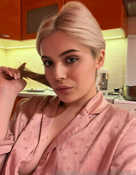 thedakotaa pornstar perfect galleries