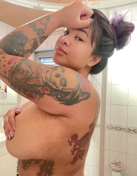 desireedeep sexy pornstar photos