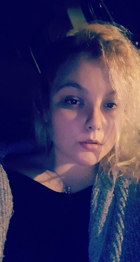 moniiquefox star top galleries