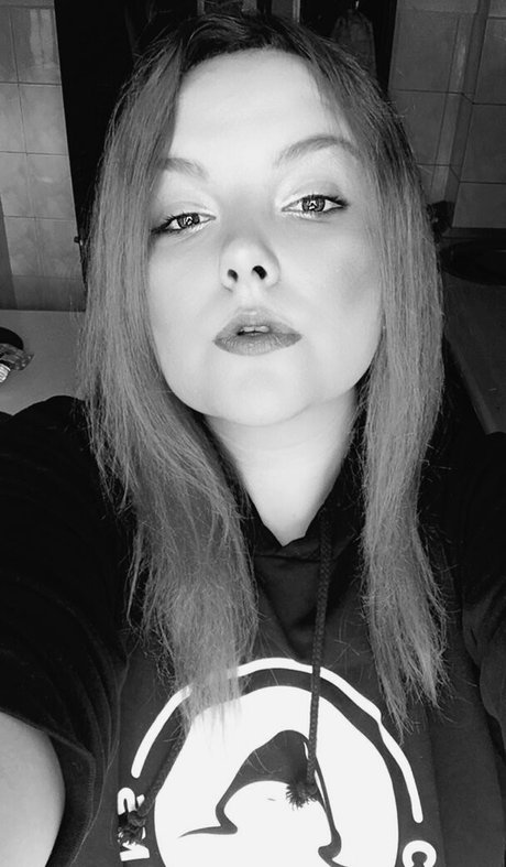 moniiquefox star free picture