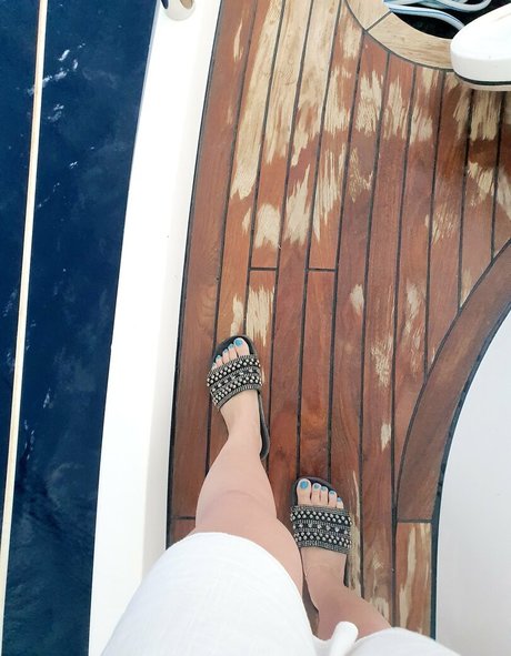 asmr babe onlyfans hot naked pic