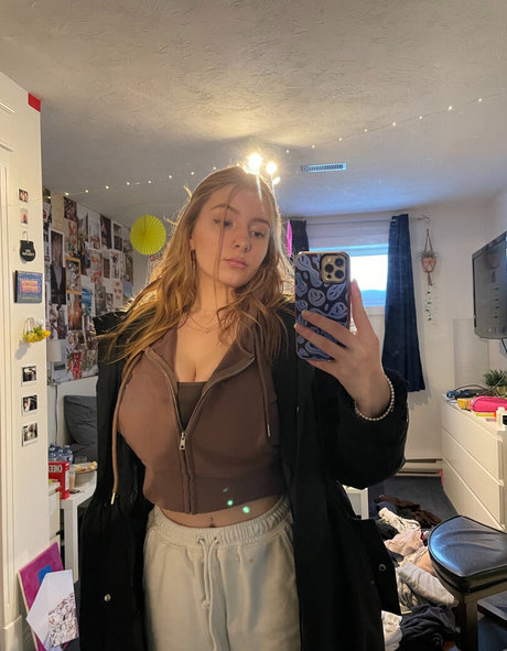 bbw lesbian onlyfans naked pics