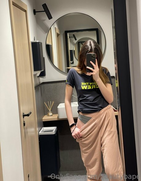 beautybape model exclusive pictures