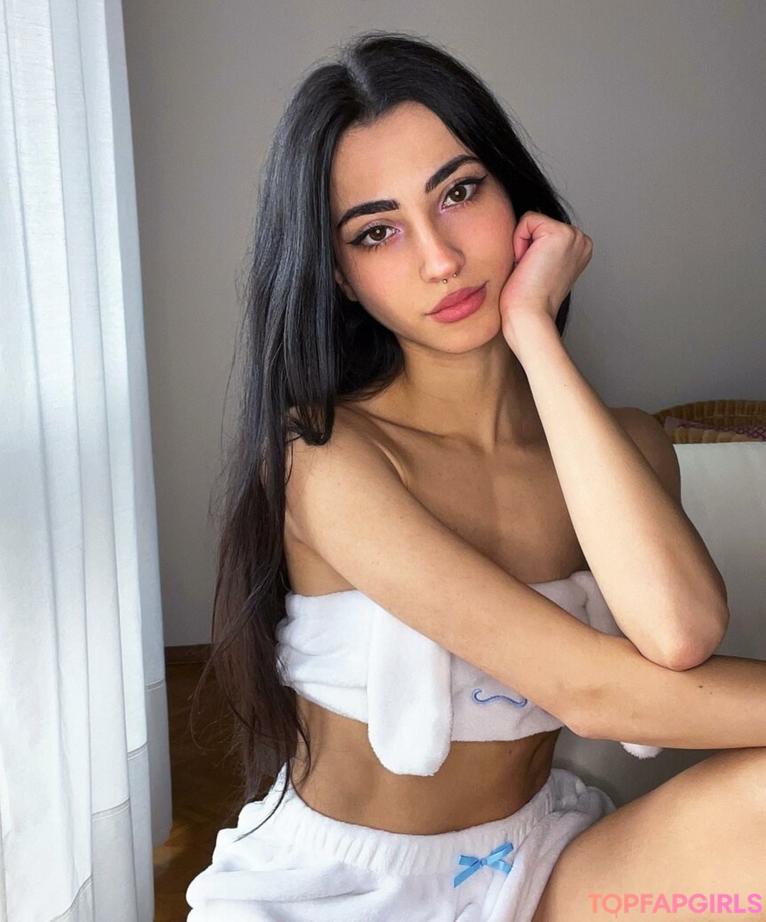 Lucrelisa exclusive actress pictures