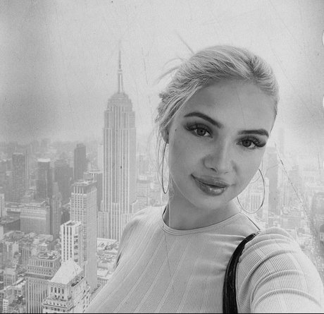 Esvittie nice model image