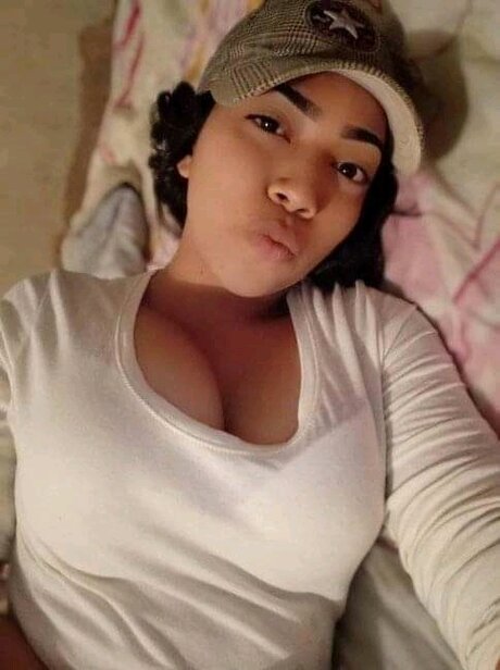 Yessica Guevara sexy pornstar photo