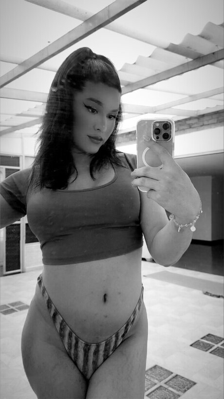 floryn susana pretty pornstar archive