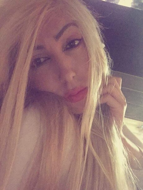 Rena oficial_ sexy pornstar pic