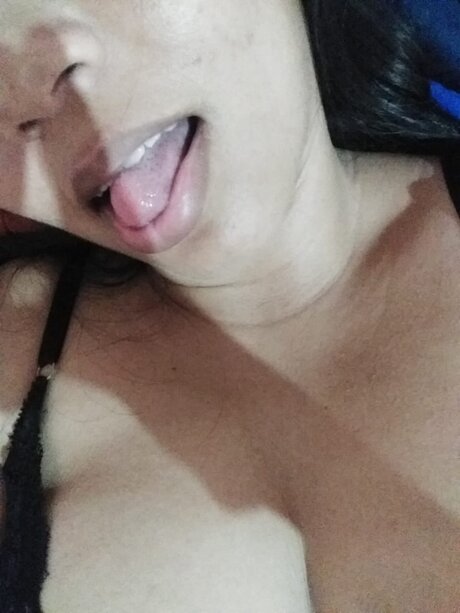 Lukmel 24 pretty actress photo