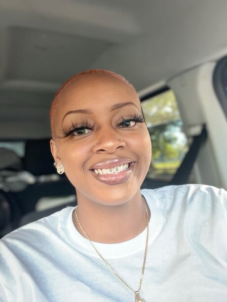 EyezTheGemini star nude pics