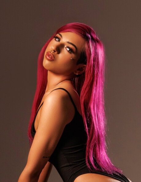 Shelly s PPV Page sexy pornstar img