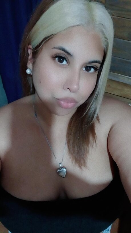 Nenu Den model hd images