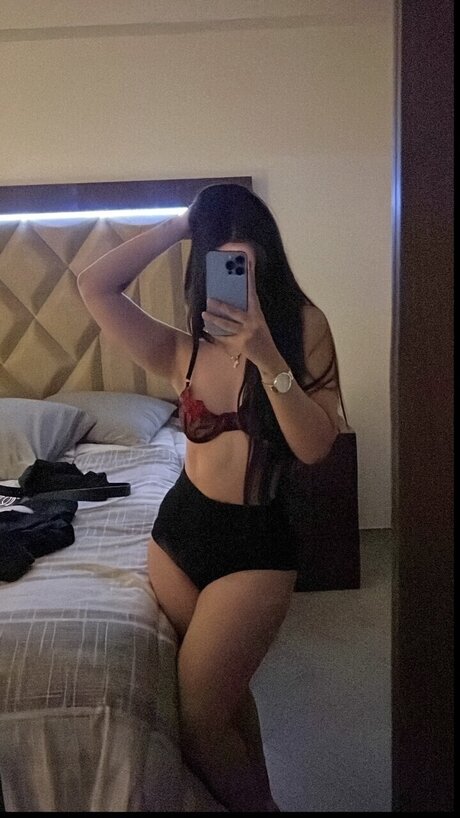 Stephania erotic pornstar pics