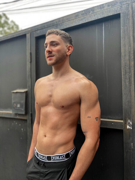 _xxx_ nude star image