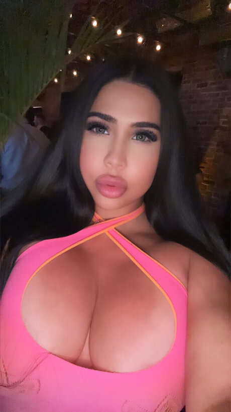 Realberri nude model gallery