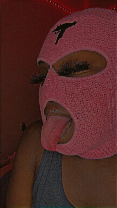 _Pink Chocolate_ star exclusive image