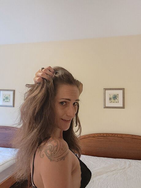 Robinsonxo pornographic star img