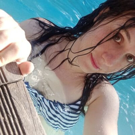 knees onlyfans hot sexy photo