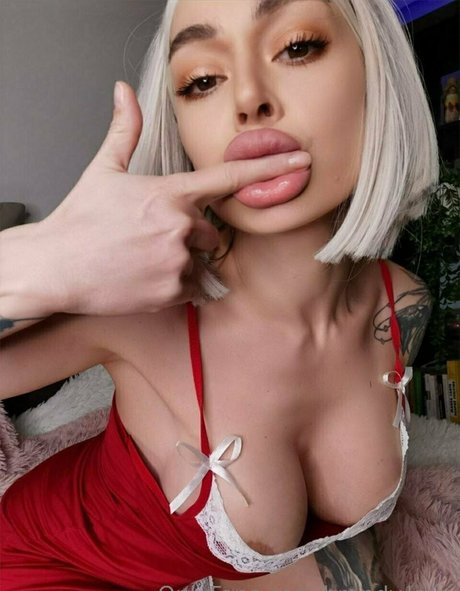 brandy love naked star image