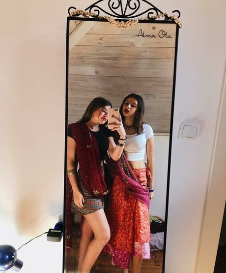 blowjob brunette onlyfans free image