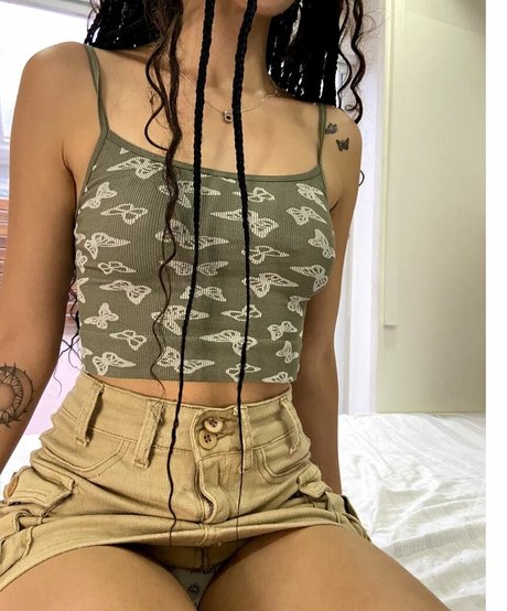 Giovana high quality pornstar image