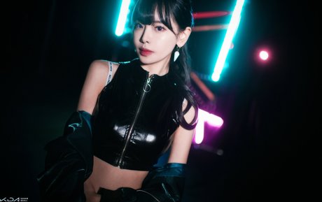 strip nude onlyfans porno pictures