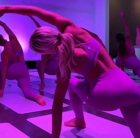 blonde trans onlyfans art porn photo