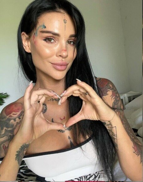 chatting onlyfans free naked img