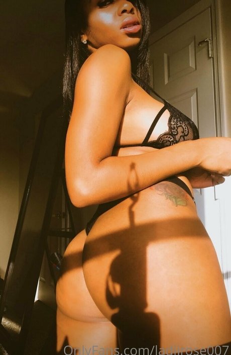 nerdy onlyfans beautiful xxx pic