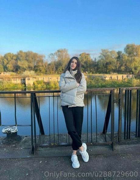 in onlyfans free photo