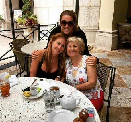 Cassidy Daiagi model pornographic photos