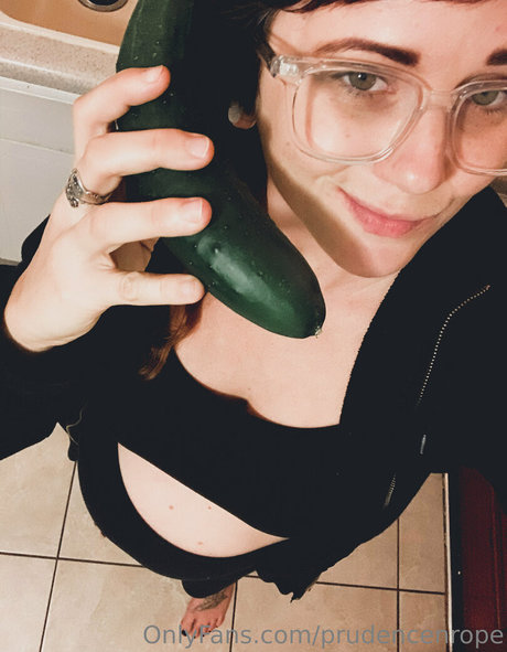 prudencenrope nude star photos