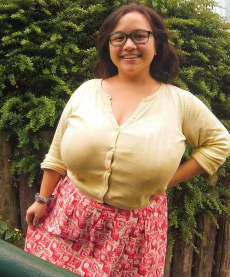 janineaam star nudes photos