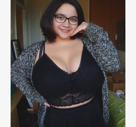 janineaam star pornographic photo