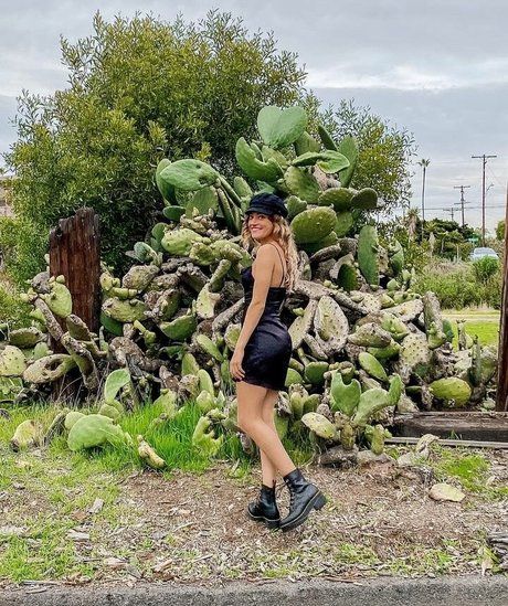 HannaH hot pornstar archive