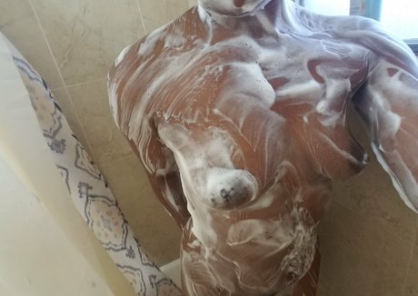 dancekwen erotic pornstar photos